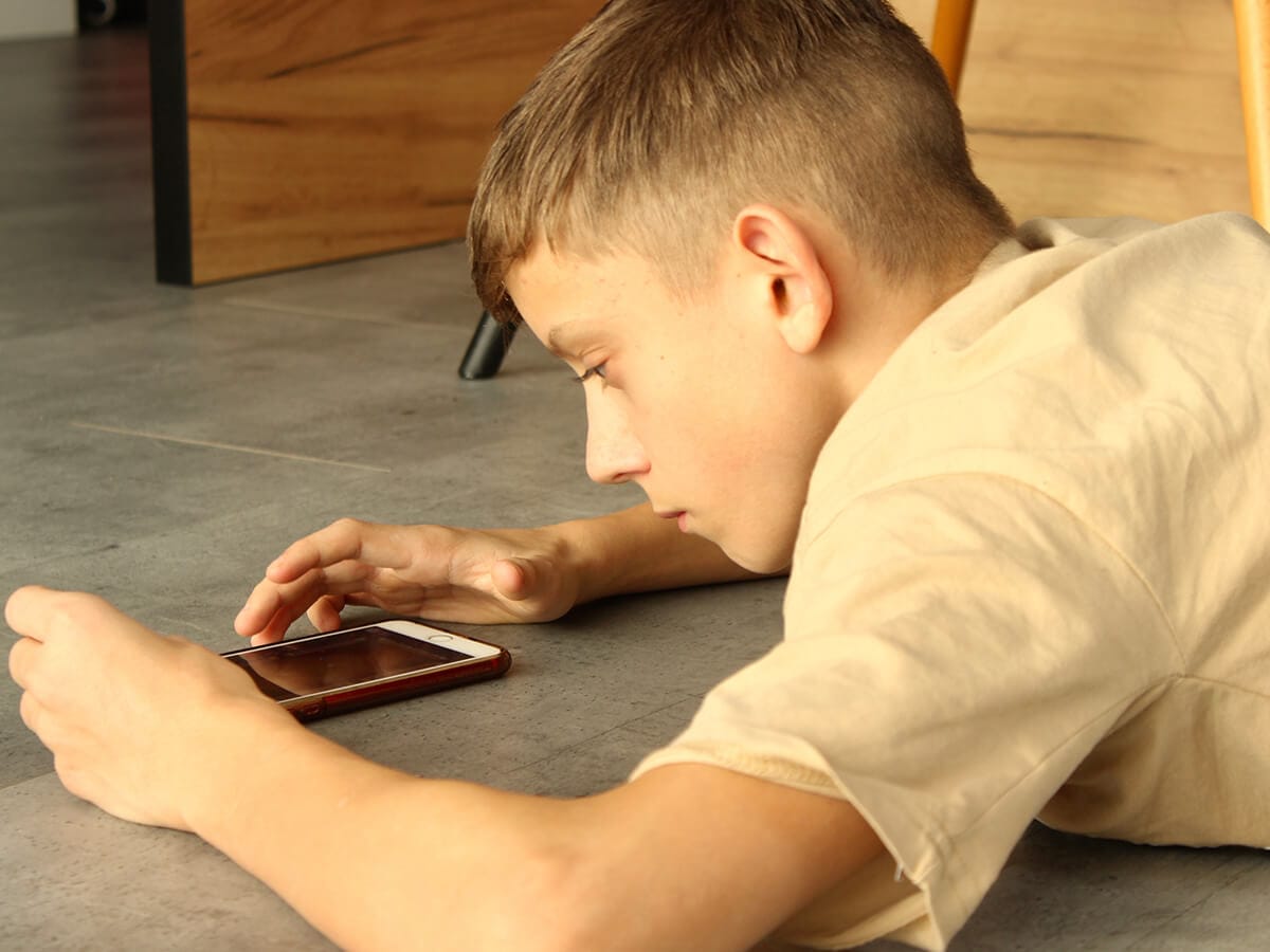 The Teenager Whose Posture (and Confidence) Changed Within Weeks 