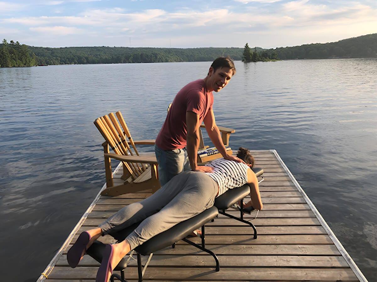 Personalized Chiropractic care at Fairway Chiropractic Centre 